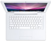 MacBook med tastatur.